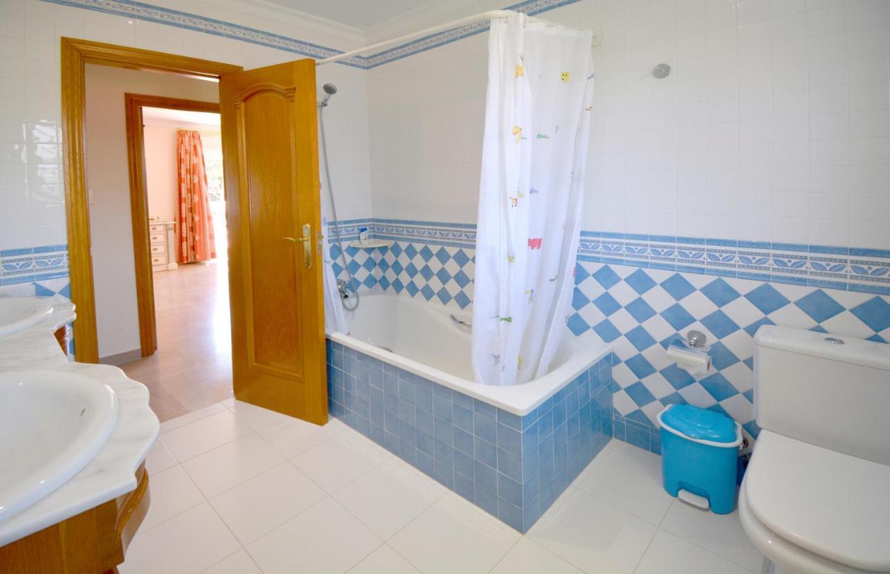 Golden Villa Costa Del Sol - Big Private Pool - Bbq - Good Location Fuengirola Exterior photo